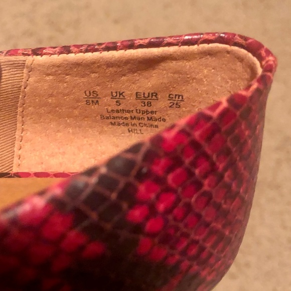 Zodiac Hill Flat - Picture 4 of 8